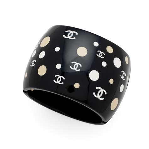 chanel sotheby's black.